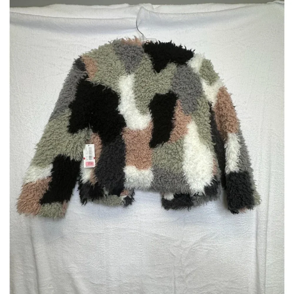 1. State Faux Fur Crop Jacket - Picture 3 of 7